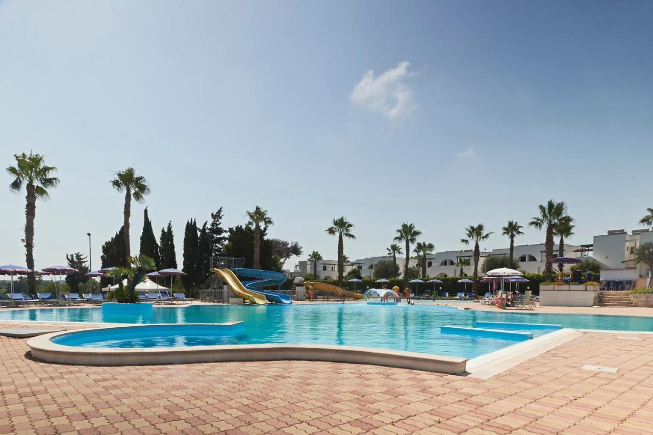 Alba Azzurra - CDSHotels Torre dell'Orso Kültér fotó