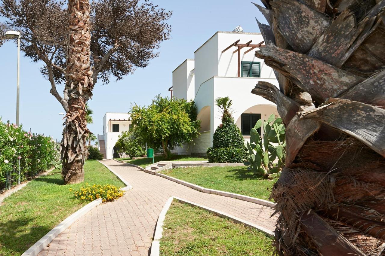 Alba Azzurra - CDSHotels Torre dell'Orso Kültér fotó