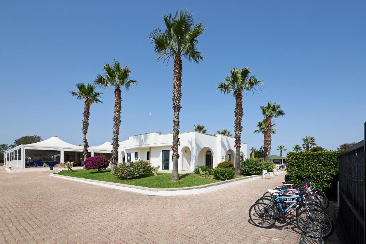 Alba Azzurra - CDSHotels Torre dell'Orso Kültér fotó