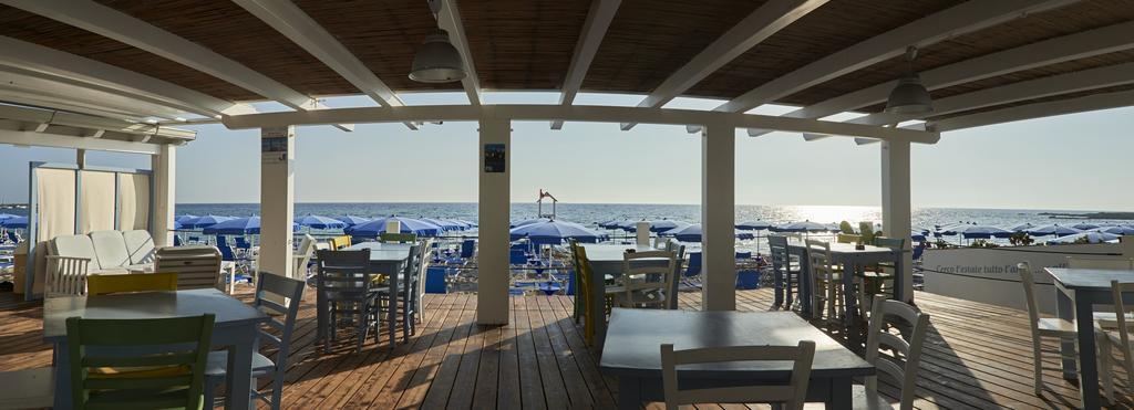 Alba Azzurra - CDSHotels Torre dell'Orso Kültér fotó