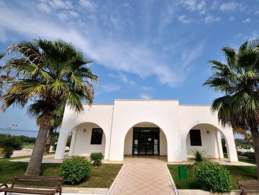 Alba Azzurra - CDSHotels Torre dell'Orso Kültér fotó