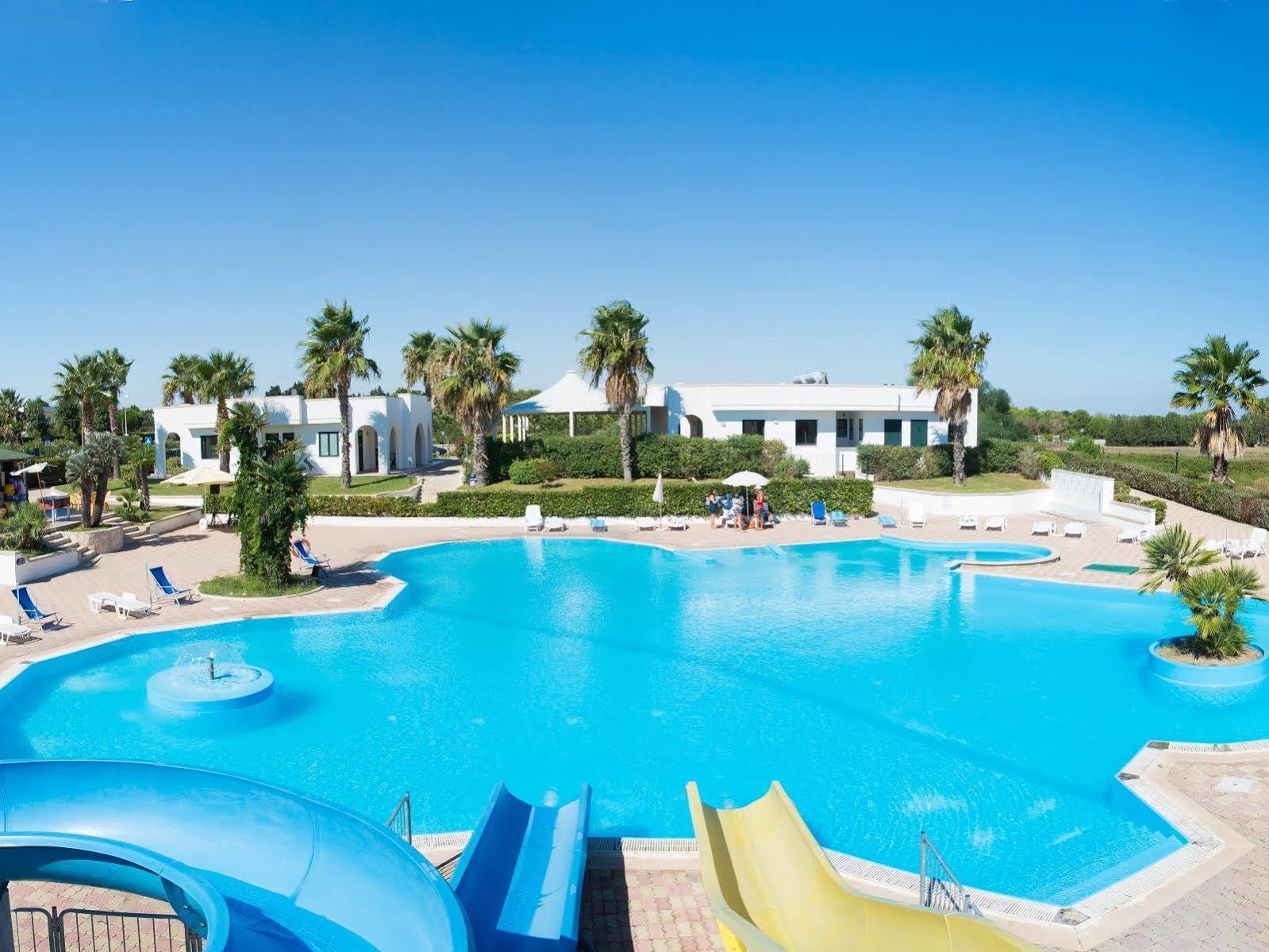 Alba Azzurra - CDSHotels Torre dell'Orso Kültér fotó