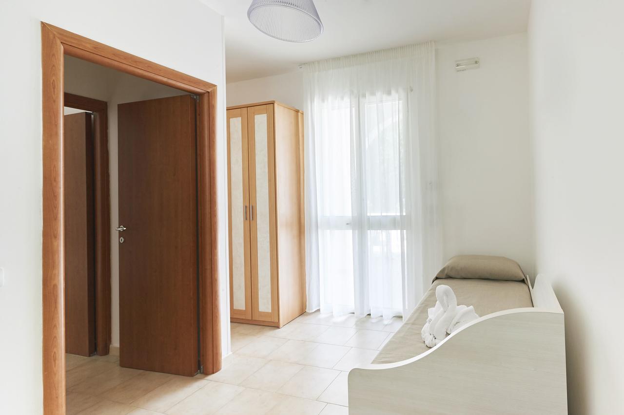 Alba Azzurra - CDSHotels Torre dell'Orso Kültér fotó
